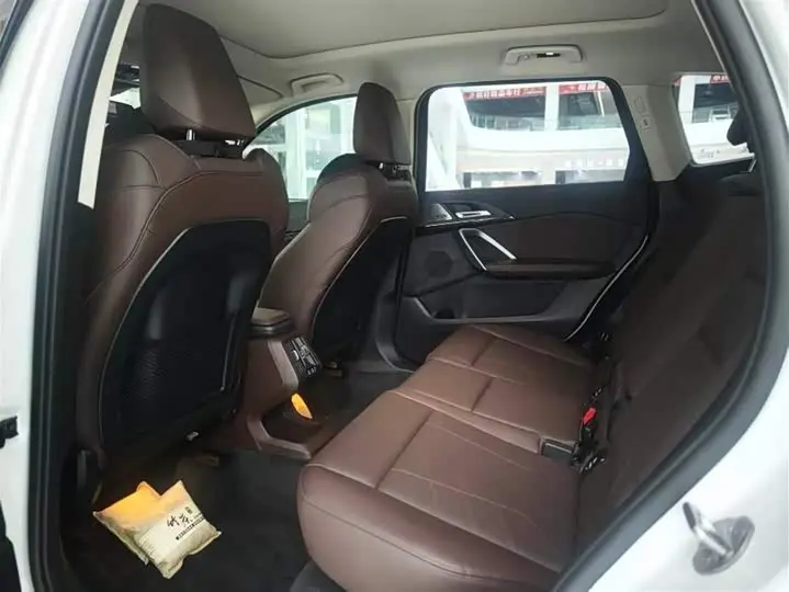Фото 4 - BMW X1