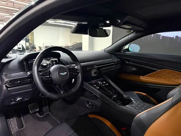Aston Martin DB12 2023 2023款 4.0T V8 Coupe