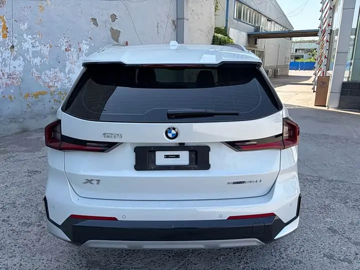 BMW X1 2025 2025款 sDrive25Li X设计套装