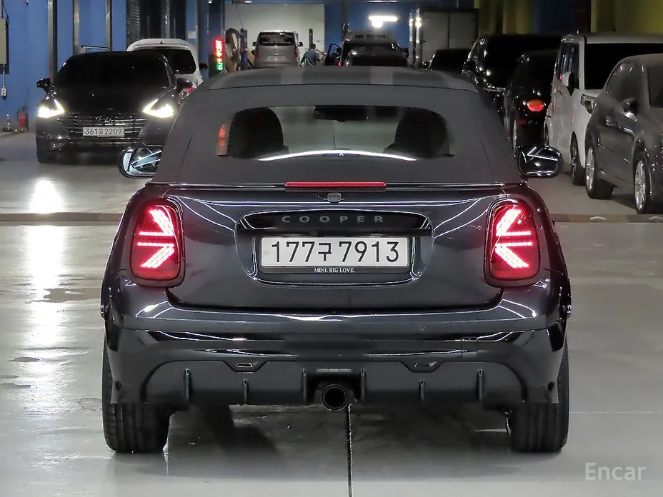 Mini Cooper Convertible 2025 JCW