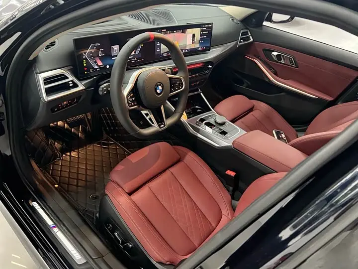 BMW 3 Series 2026 2026款 330Li M运动曜夜套装