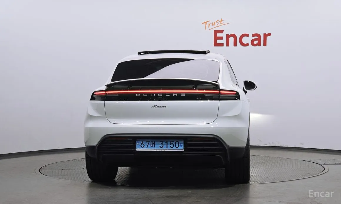 Porsche Macan 2024 Base