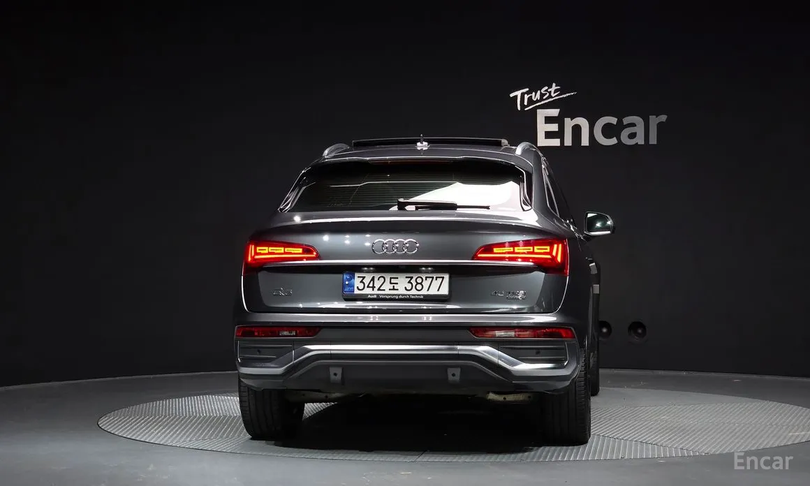 Audi Q5 2017 45 TFSI Quattro Premium Sportback
