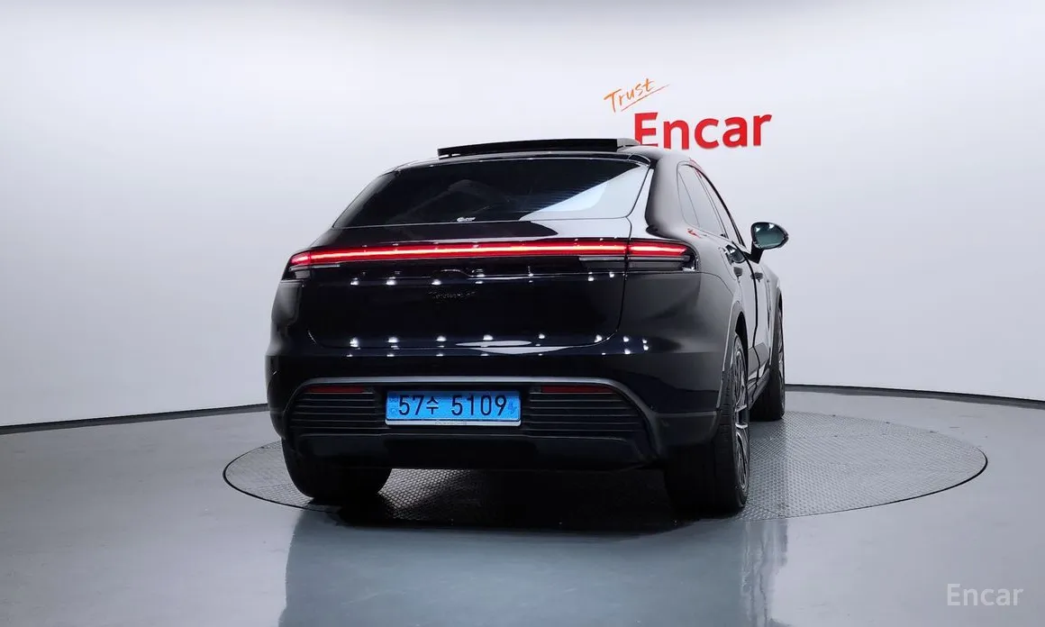 Porsche Macan 2024 Base 4