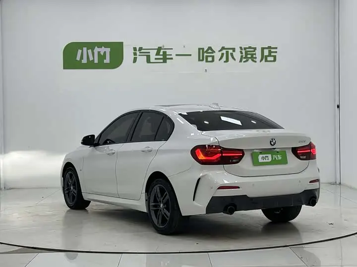 BMW 1 Series 2023 2023款 120i M运动曜熠版