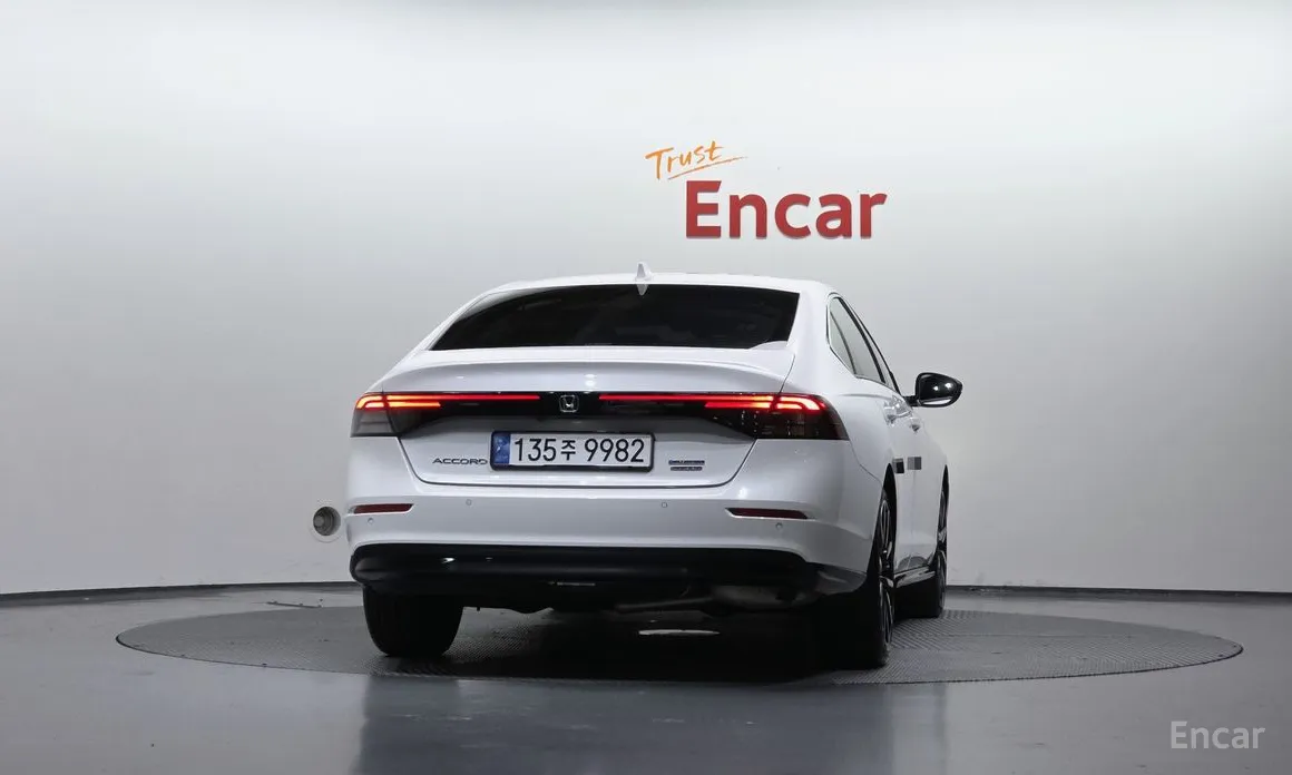 Honda Accord 2023 2.0 Hybrid Touring