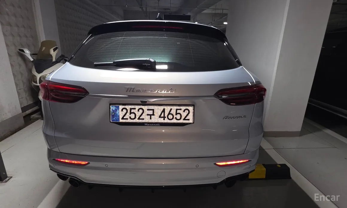 Maserati Grecale 2022 2.0 AWD Modena