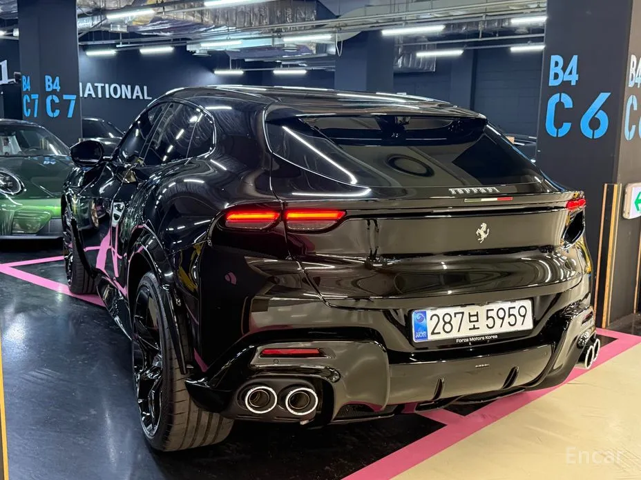 Ferrari Purosangue 2022 6.5 V12