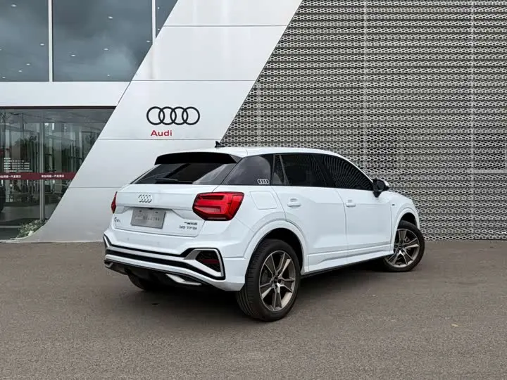 Фото 4 - Audi Q2L