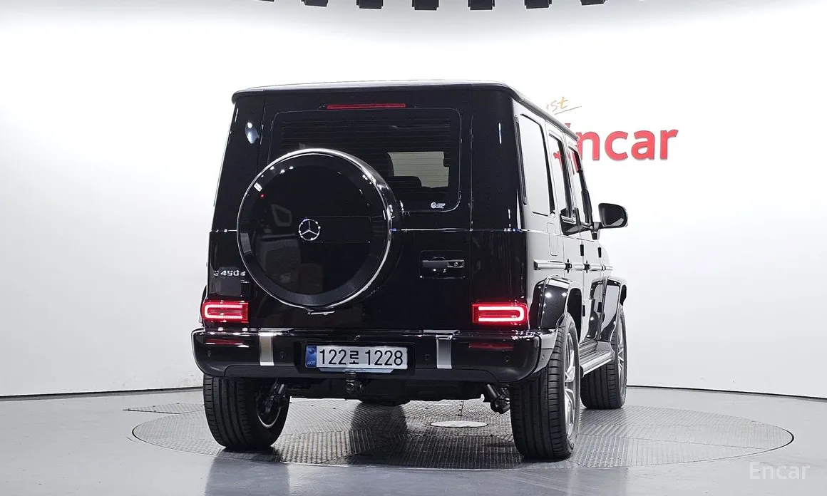Mercedes-Benz G-Class 2024 G450d