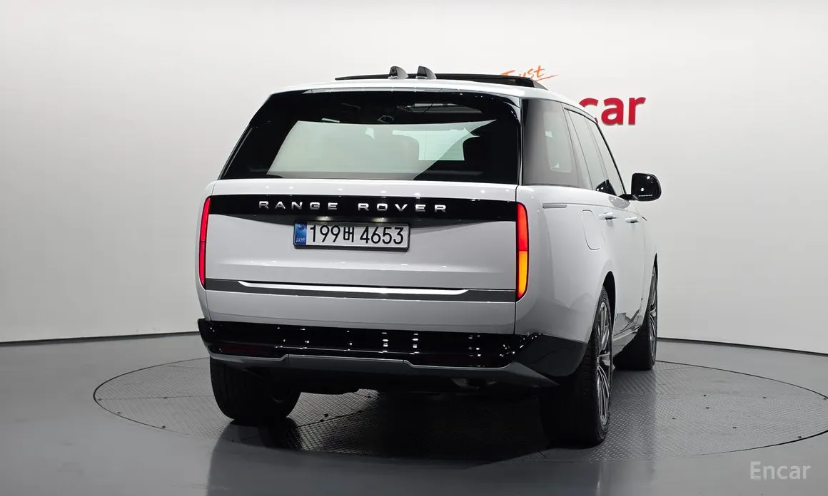 Land Rover Range Rover 2022 P550E AB