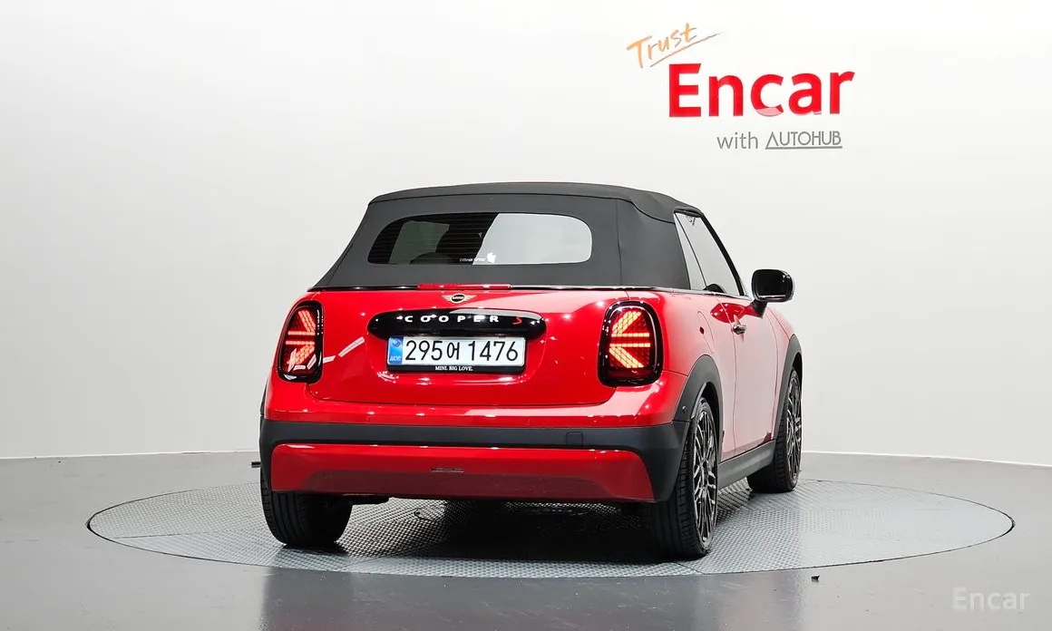 Mini Cooper Convertible 2025 Favoured