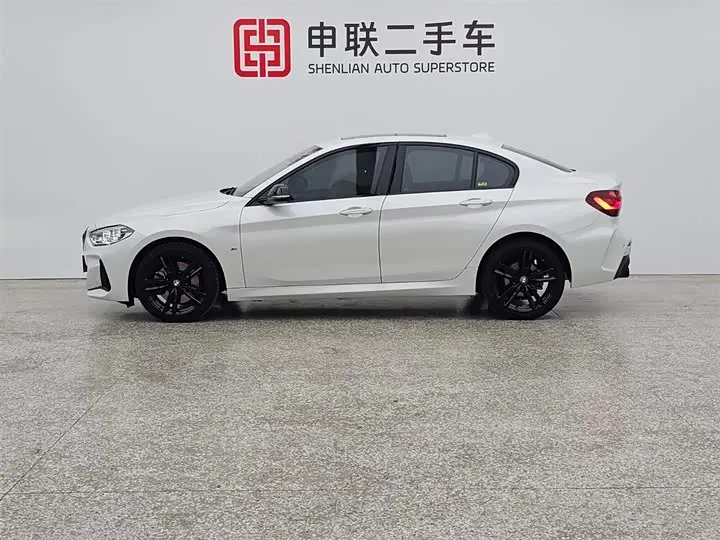 BMW 1 Series 2023 2023款 125i M运动曜夜版