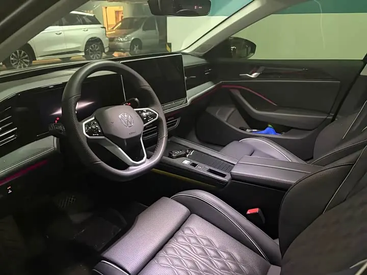 Volkswagen Magotan 2026 2026款 380TSI DSG尊贵版