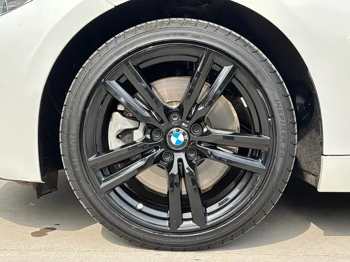 Фото 4 - BMW 1 Series