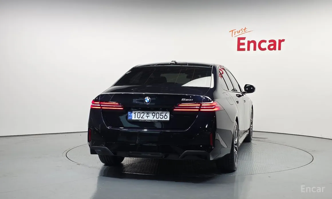 BMW 5 Series 2023 520i M Sport