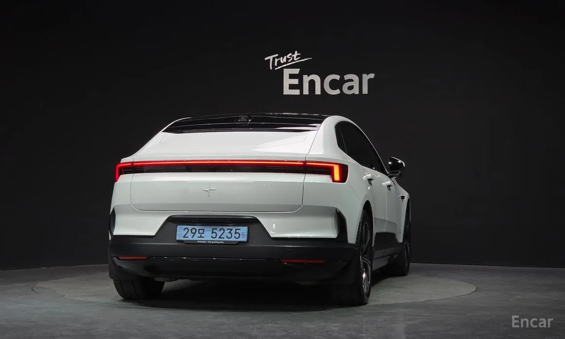 Polestar 4 2024 Long Range Duel Moter