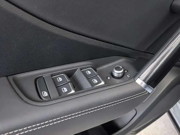 Audi Q2L 2025 2025款 35TFSI 进取动感型