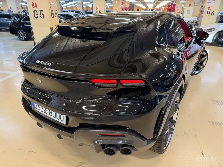 Ferrari Purosangue 2022 6.5 V12