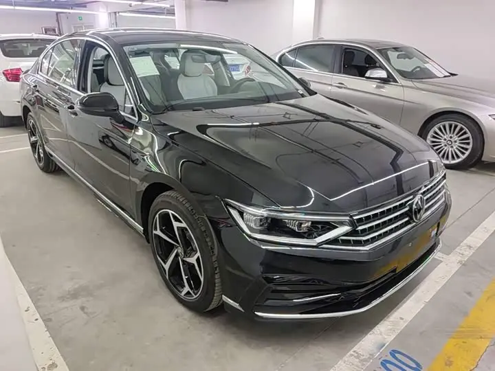 Volkswagen Magotan 2026 2026款 3000万辆甄选款 380TSI DSG豪华型
