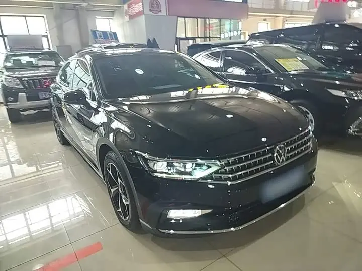 Фото 4 - Volkswagen Magotan