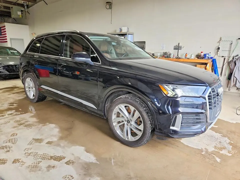 AUDI Q7 2021 VIN WA1LJAF78MD038024