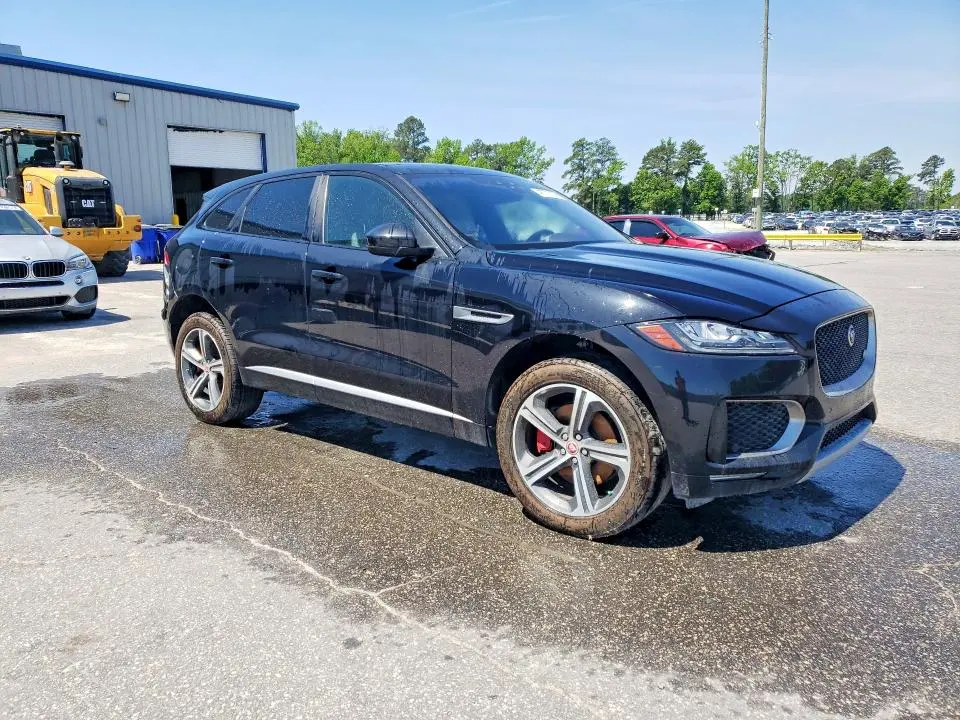 JAGUAR F-PACE 2020 VIN SADCM2FV3LA640321