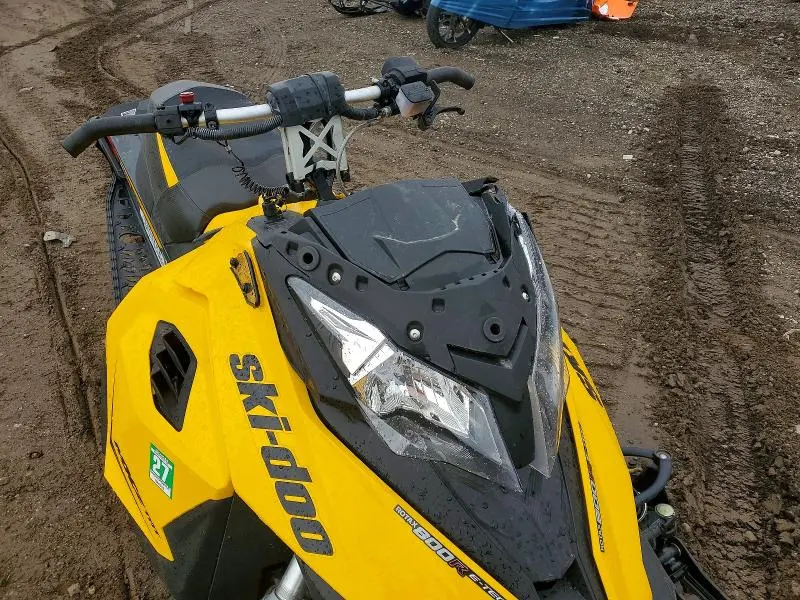 SKI-DOO MXZ TNT 80 2013