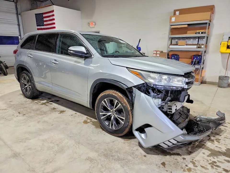 TOYOTA HIGHLANDER 2018 VIN 5TDZARFH0JS035819