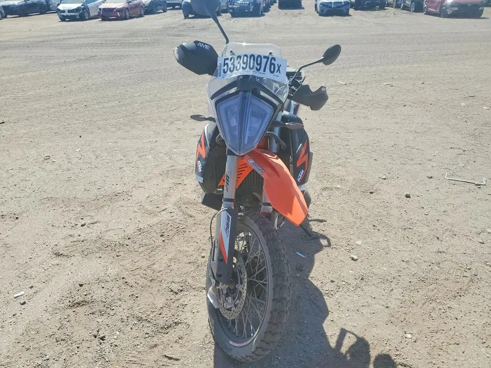 KTM 890 ADVENT 2021