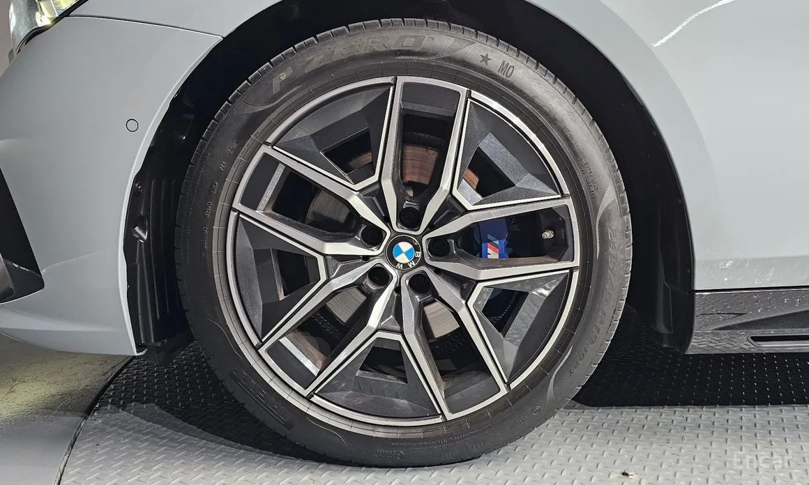 2023 BMW 5 Series