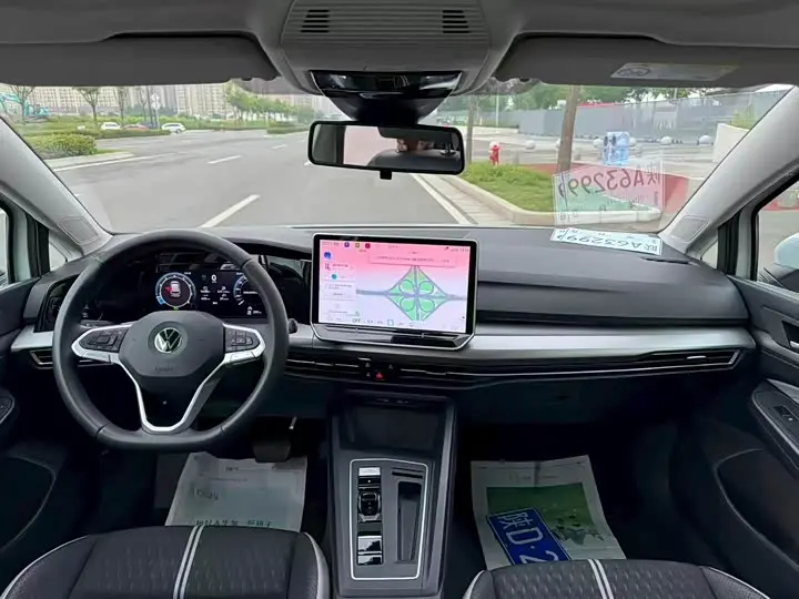 Volkswagen Golf 2025 2025款 300TSI Pro