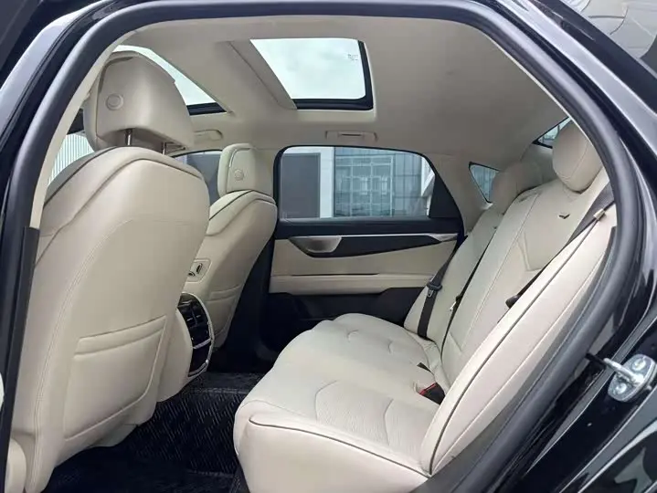 Cadillac CT6 2026 2026款 28T 奢享版