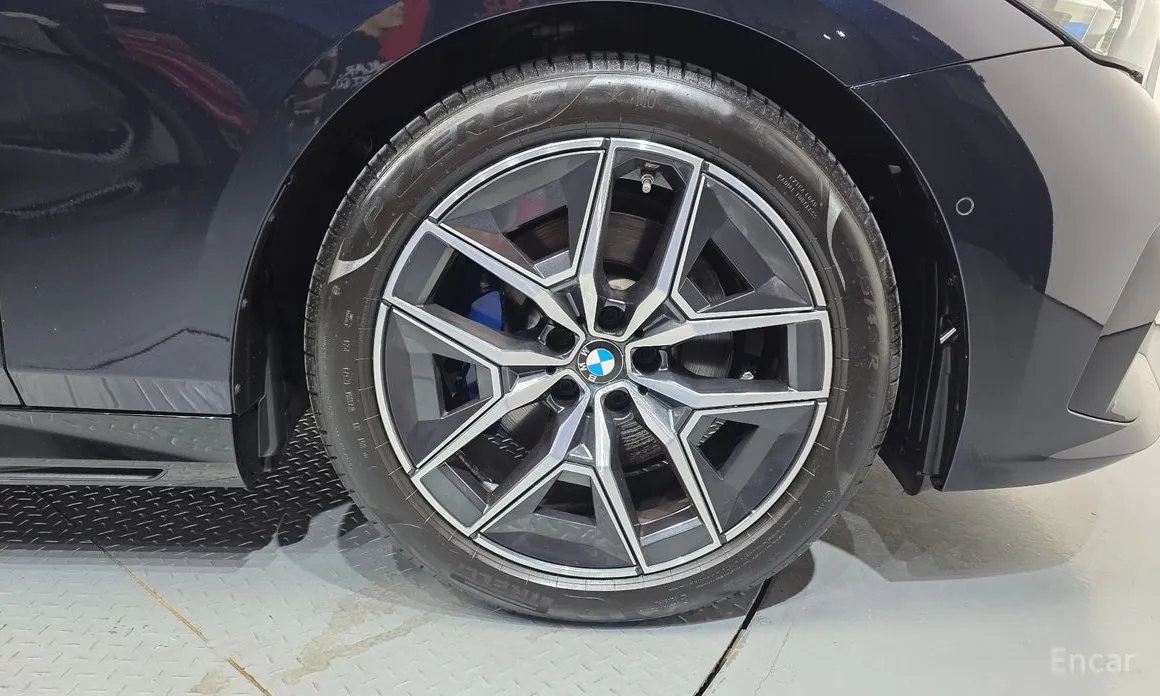 BMW 5 Series 2023 520i M Sport