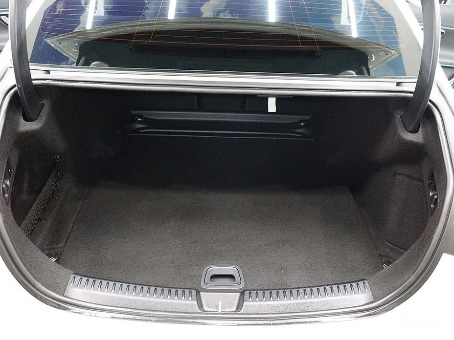 Mercedes-Benz E-Class 2024 E300 4MATIC AMG Line