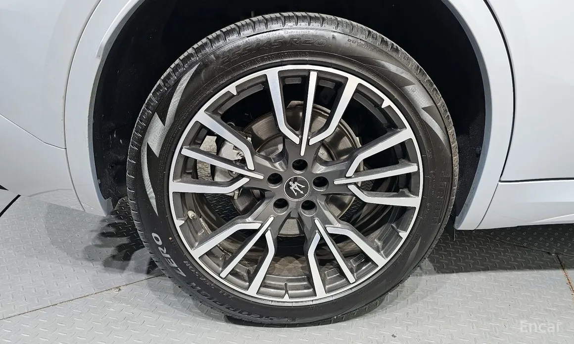 Maserati Grecale 2022 2.0 AWD GT