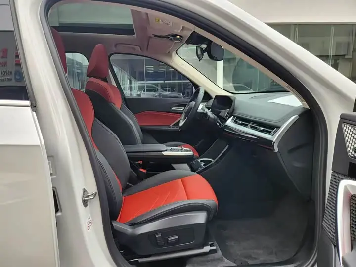 BMW X1 2024 2024款 sDrive25Li X设计套装