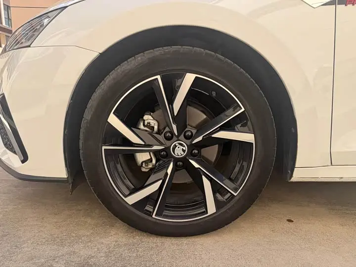Skoda Octavia Pro 2023 2023款 PRO TSI280 尊享版
