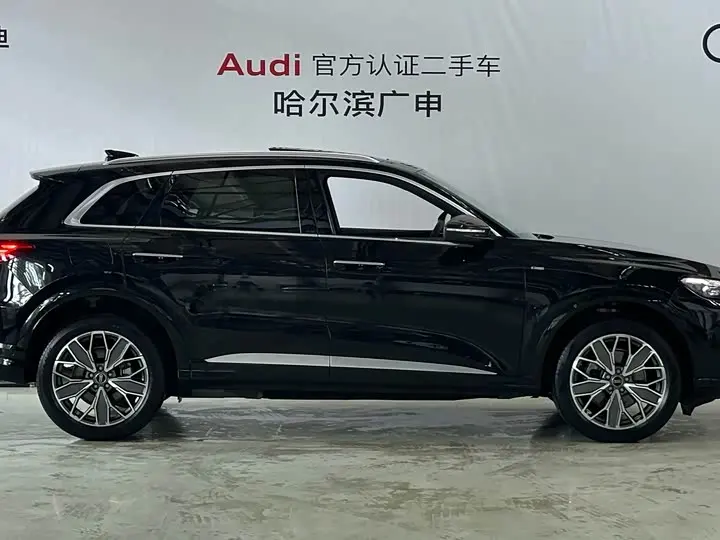 Audi Q5L 2026 2026款 2.0T 千万用户专享版