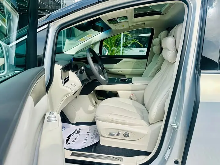 Buick OMPV 2026 2026款 奢享版