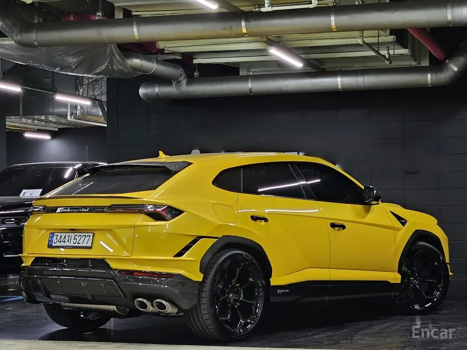 Lamborghini Urus 2018 4.0 V8 Performante