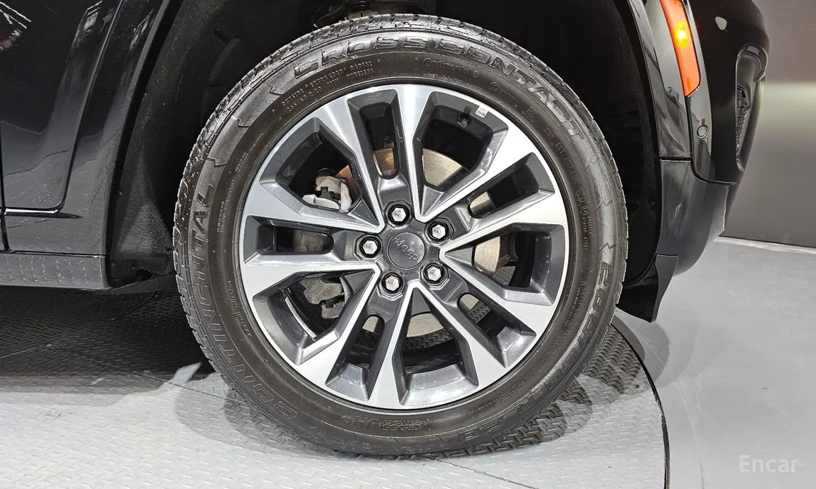 Jeep Cherokee 2021 3.6 Overland