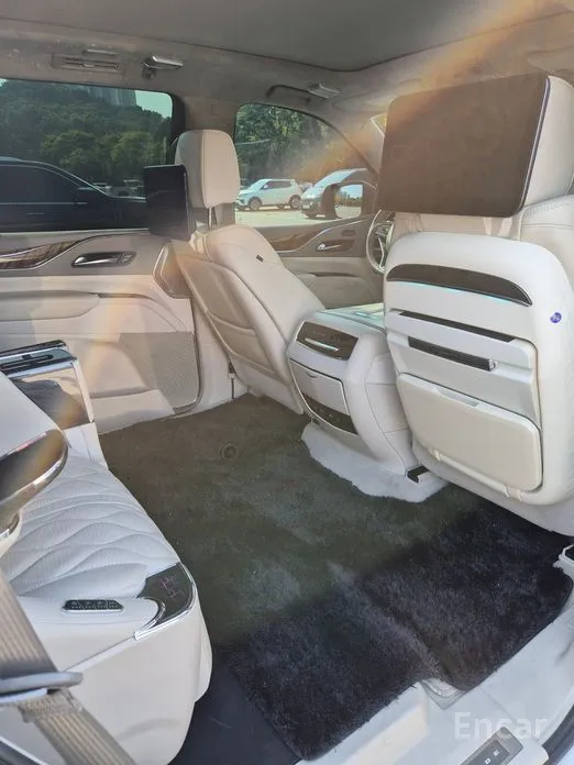 Cadillac Escalade 2021 6.2