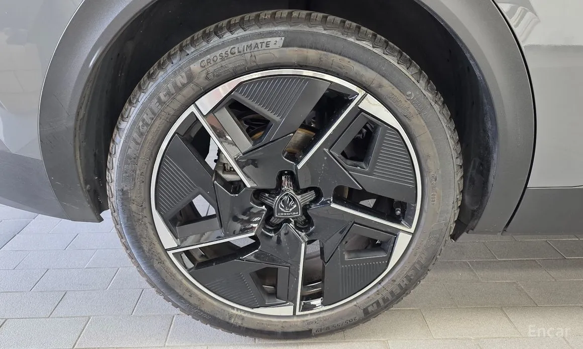 Peugeot 408 2023 1.2 Pure Tech GT