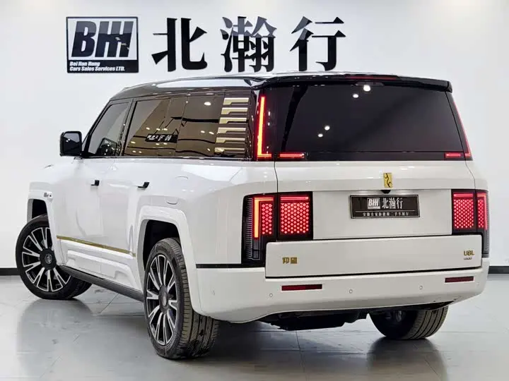 BYD Yangwang U8 2025 2025款 鼎世版