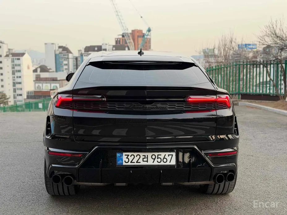 Lamborghini Urus 2018 4.0 V8 SE
