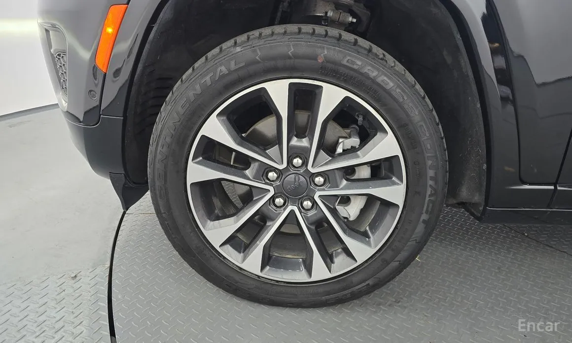 Jeep Cherokee 2021 L 3.6 Overland