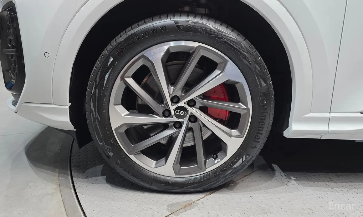 Audi Q5 2025 40 TDI Quattro S Line Black Edition