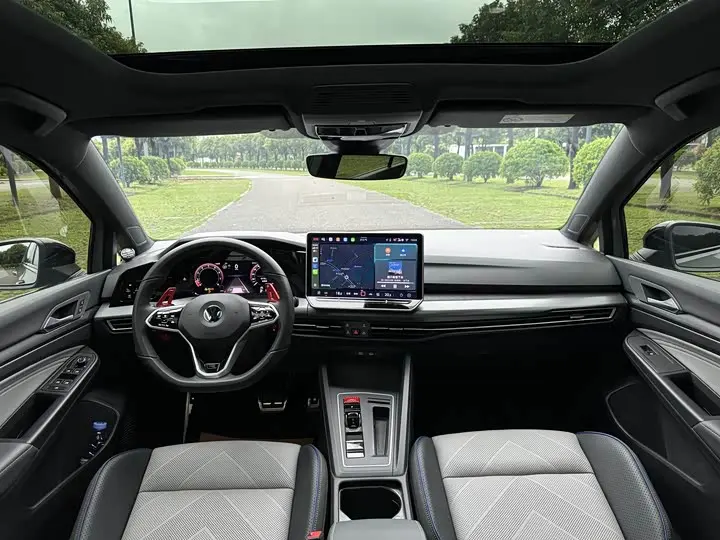 Volkswagen Golf 2025 2025款 改款 300TSI R-Line