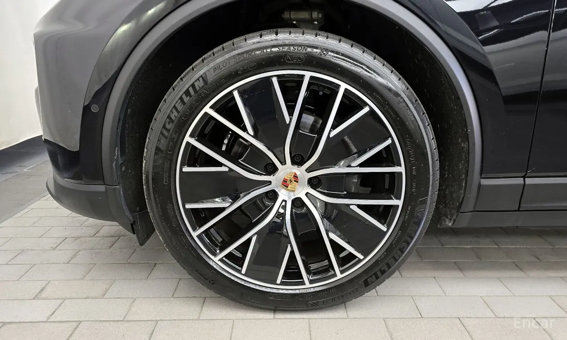 Porsche Macan 2024 Base 4